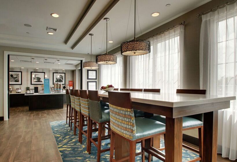 فندق Hampton Inn Pawtucket