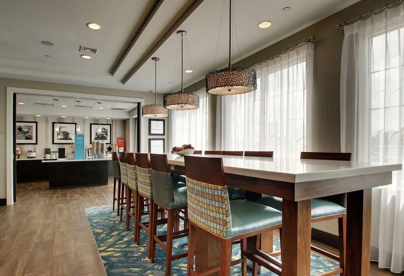 فندق Hampton Inn Pawtucket