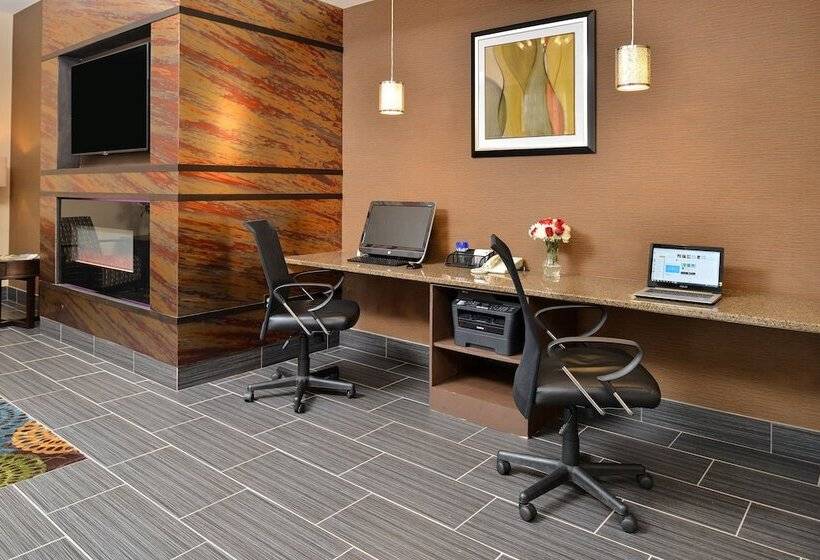 هتل Holiday Inn Express St. Paul South   Inver Grove Heights, An Ihg