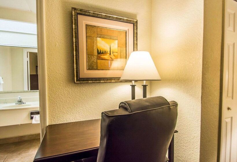 酒店 Quality Inn & Suites At Tropicana Field