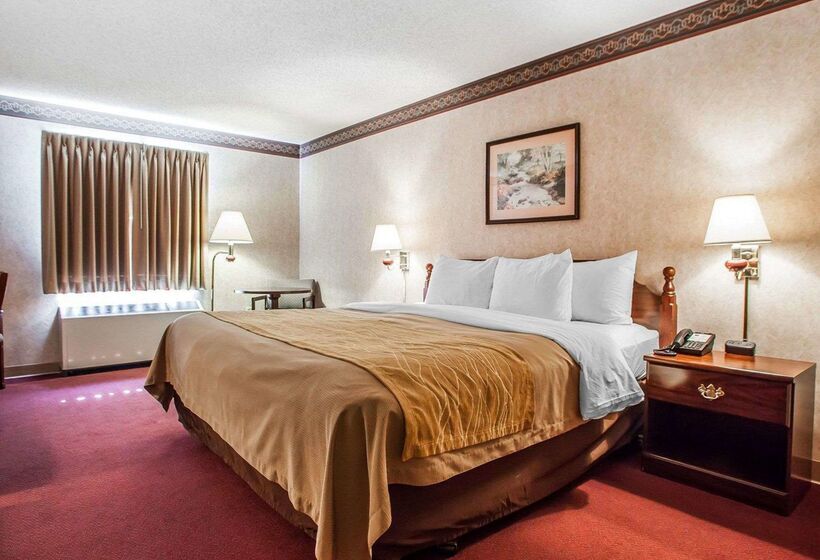 هتل Quality Inn Midway