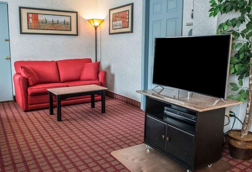ホテル Quality Inn & Suites North Gibsonia