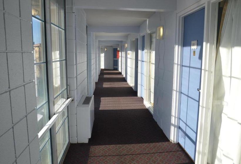ホテル Red Carpet Inn & Suites Ebensburg