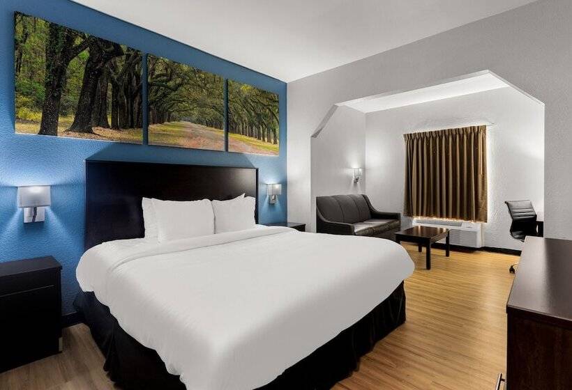 فندق Clarion Pointe Hinesville Near Fort Stewart