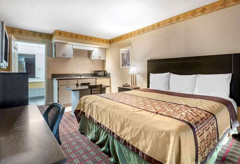 فندق Rodeway Inn