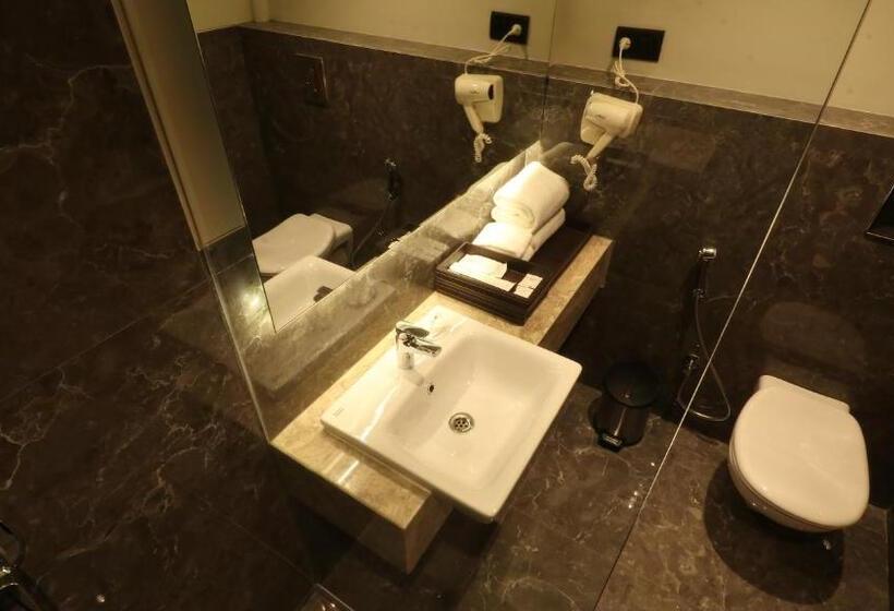 فندق The Vern At Blvd