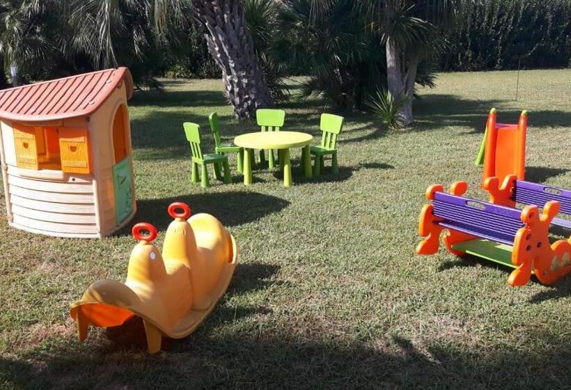 مبيت وإفطار Villa Minerva Family Relais