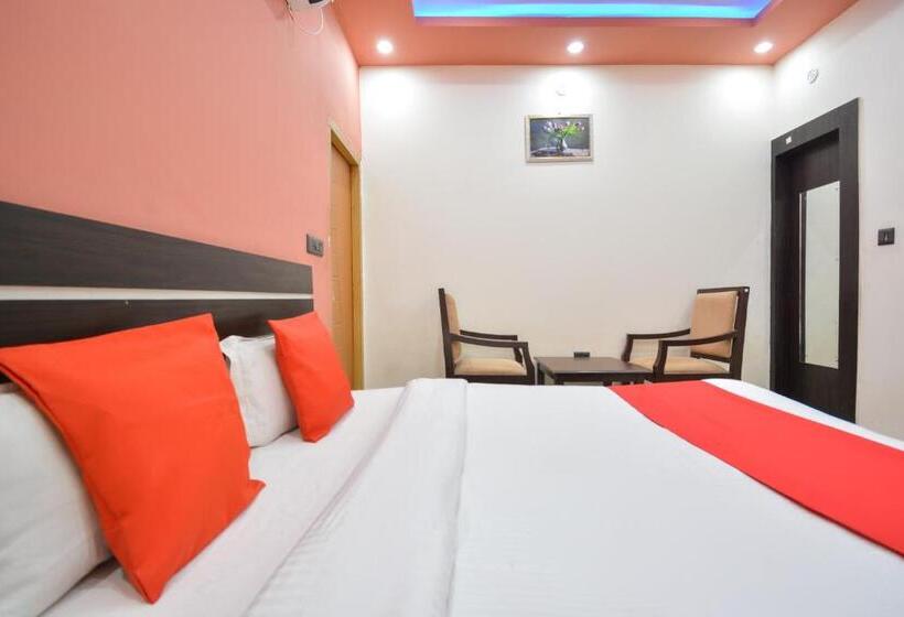 فندق Oyo 28000  Shivay Residency