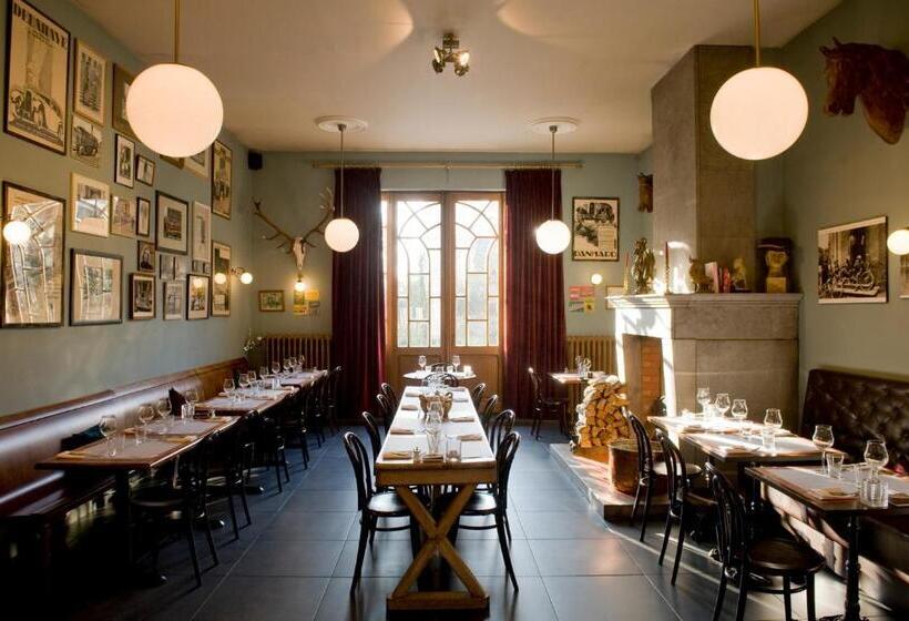 هاستل Pret A Gouter Bistro Bar Bed