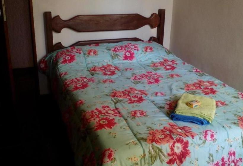 Hostel Pousada Moporã, A Antiga Pousada Do Waldir, Com Amplas Suítes No Centro De Aiuruoca