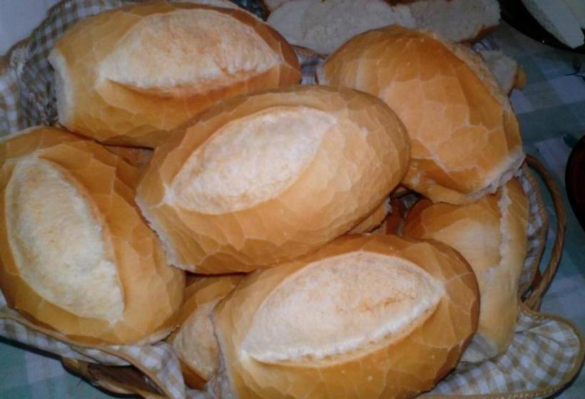 Schronisko Pousada Moporã, A Antiga Pousada Do Waldir, Com Amplas Suítes No Centro De Aiuruoca