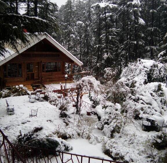 منتجع The Chalets Naldehra