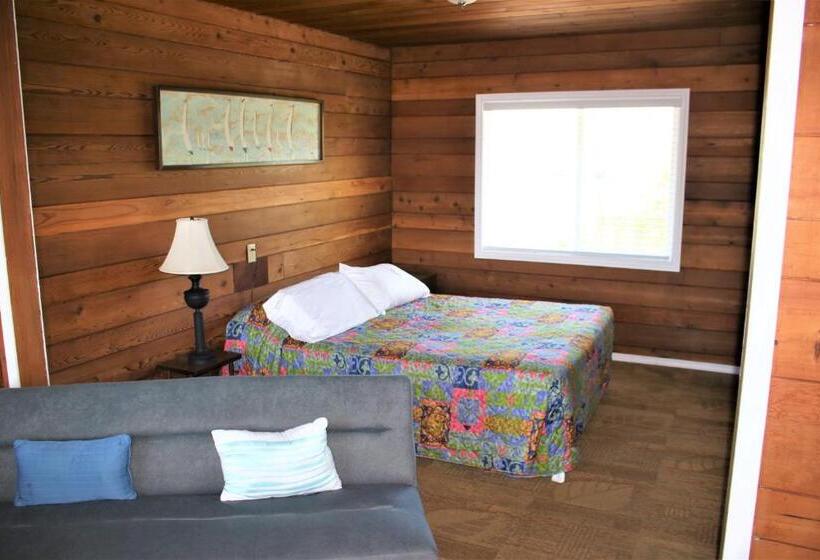 The Lowtide Motel