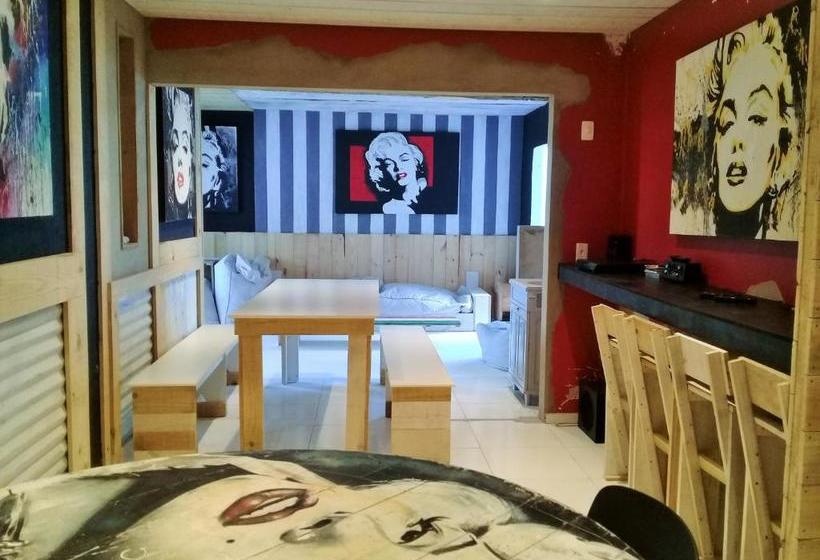 פנסיון Tabuba Residence