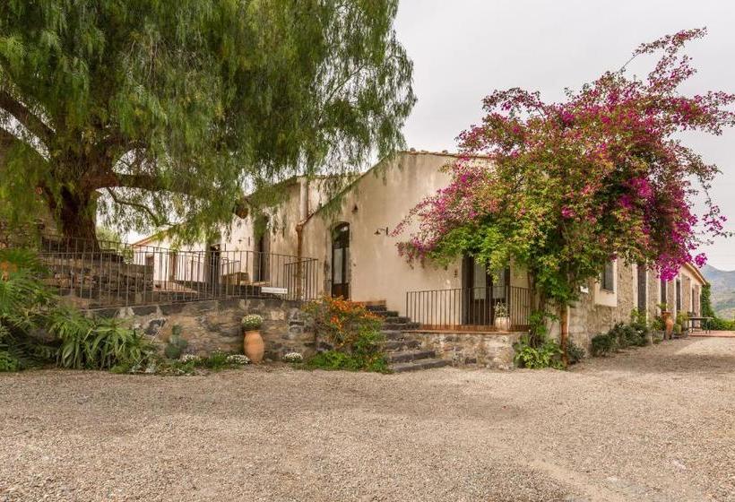 فندق Fondo Cipollate