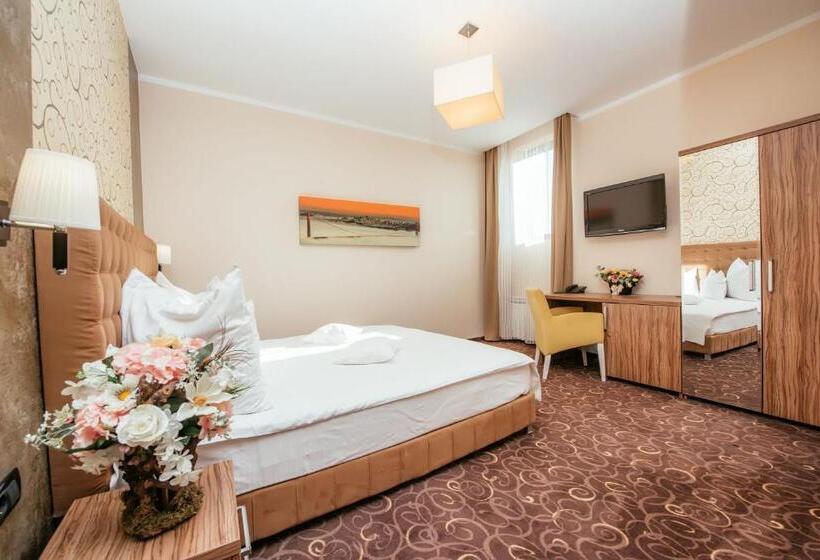 پانسیون C Guest House