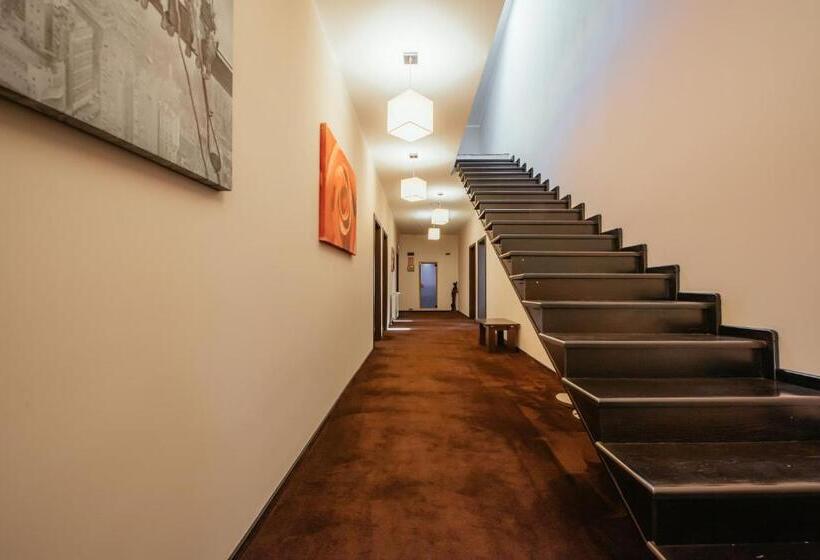 پانسیون C Guest House