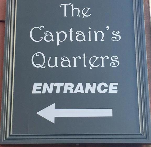 پانسیون The Captains Quarters