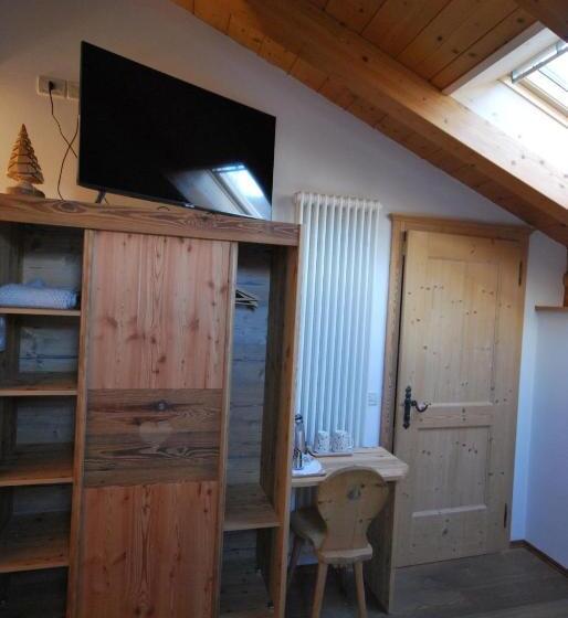 فندق Agriturismo Maso Corradini