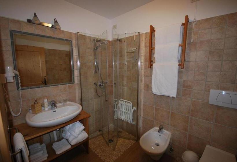 فندق Agriturismo Maso Corradini