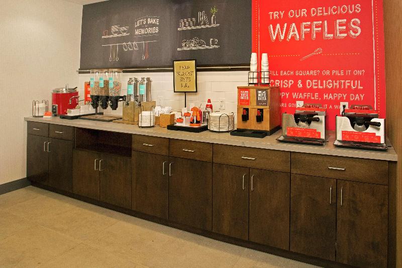 酒店 Hampton Inn & Suites Kutztown