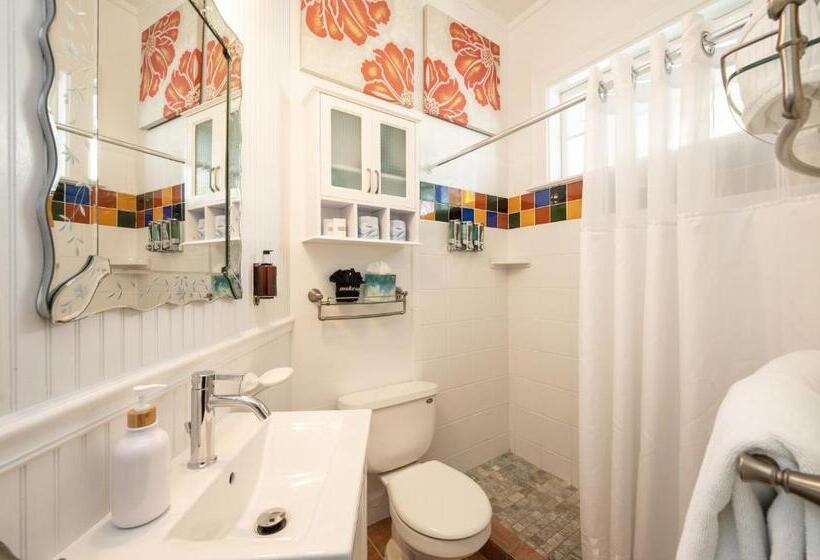 فندق The Mermaid & The Alligator