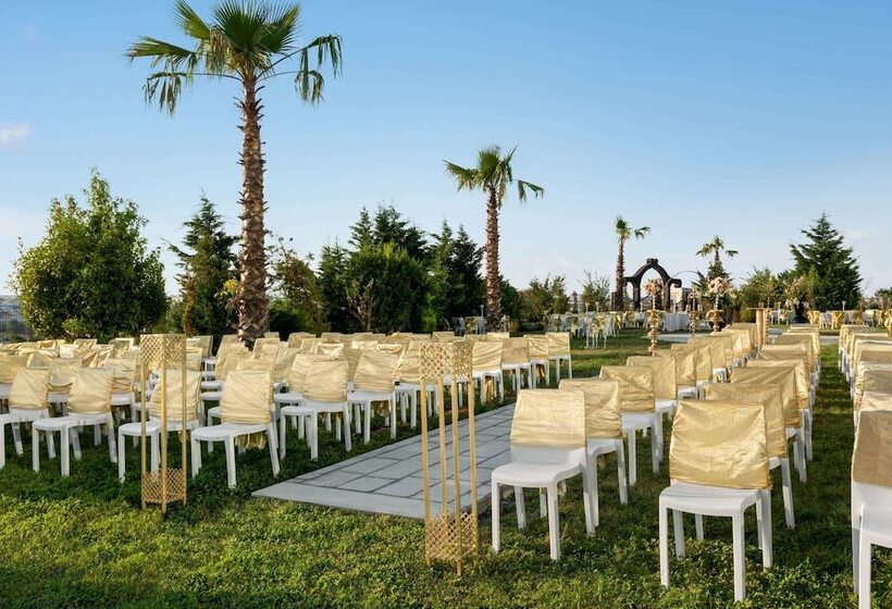 فندق Wyndham Cerkezkoy