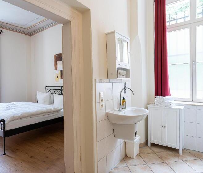 پانسیون Albergo Toscana