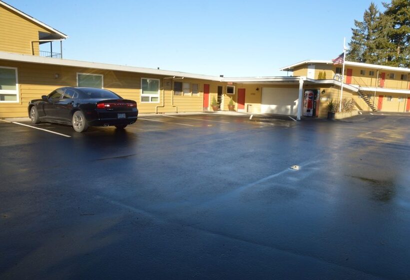 Astoria Crest Motel