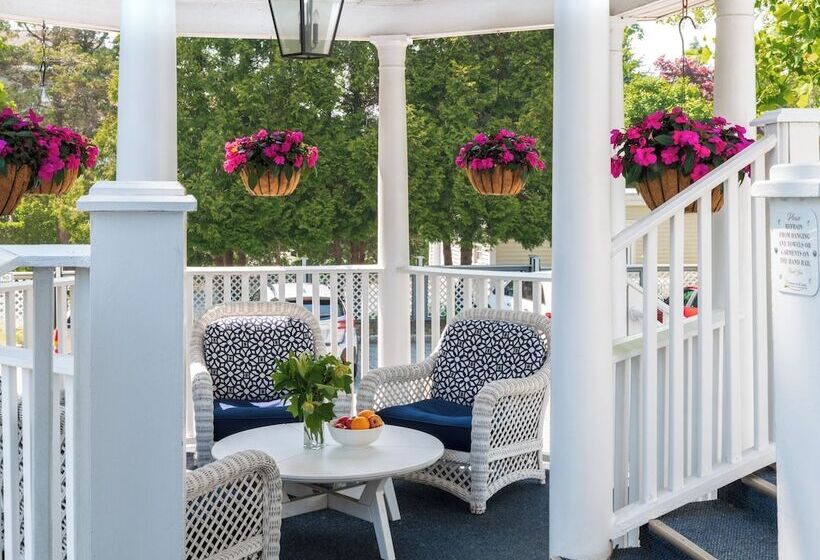 酒店 Chateau Inn And Suites