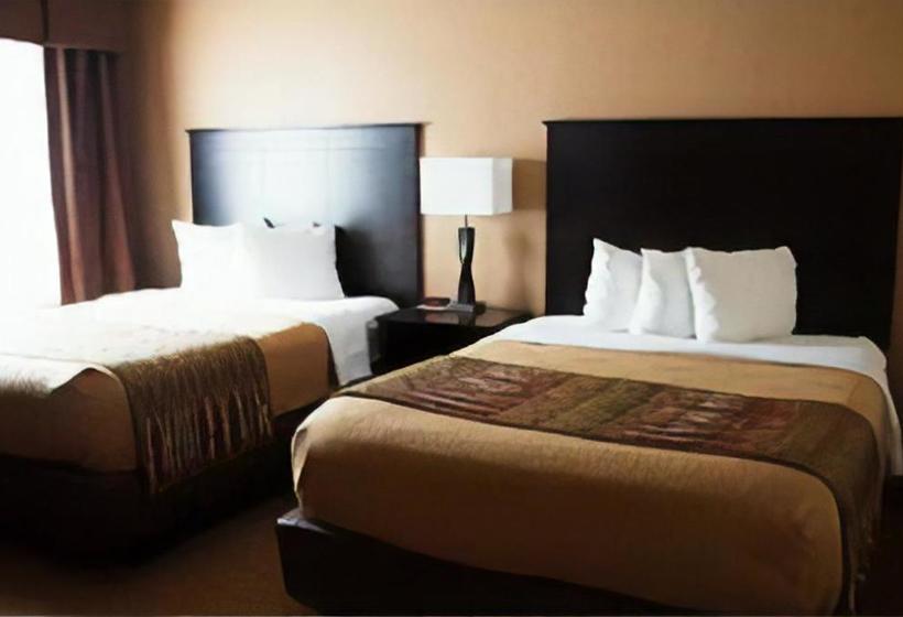 فندق Chieftain Conference Center