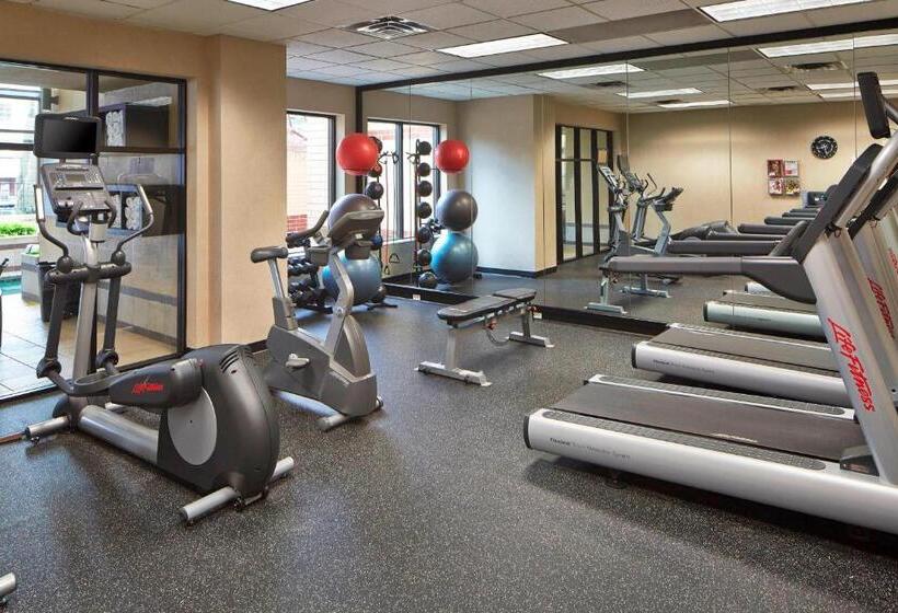 هتل Courtyard By Marriott Bloomington Mall Of America