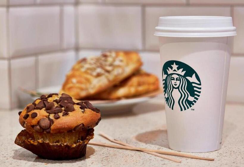 هتل Courtyard By Marriott Bloomington Mall Of America