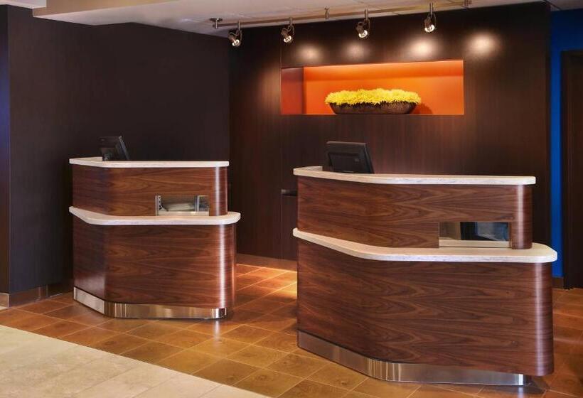 호텔 Courtyard By Marriott Cleveland Westlake