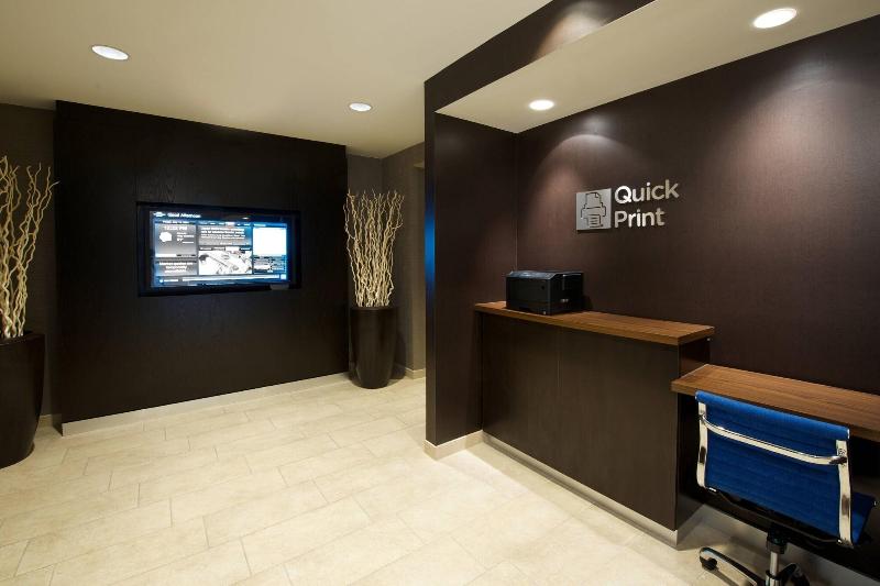 فندق Country Inn & Suites By Radisson, Columbus Edinburgh