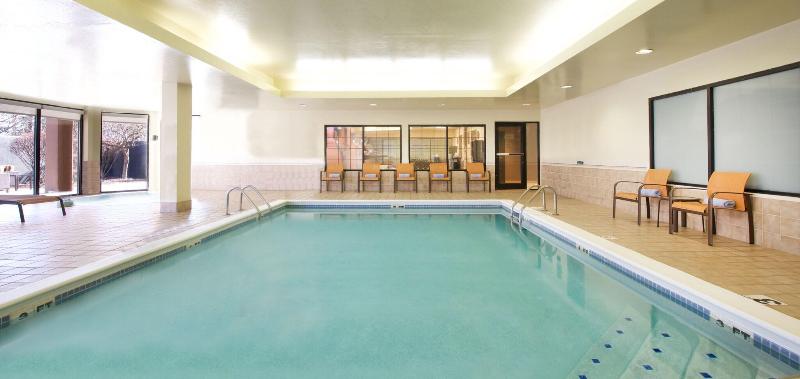 فندق Country Inn & Suites By Radisson, Columbus Edinburgh