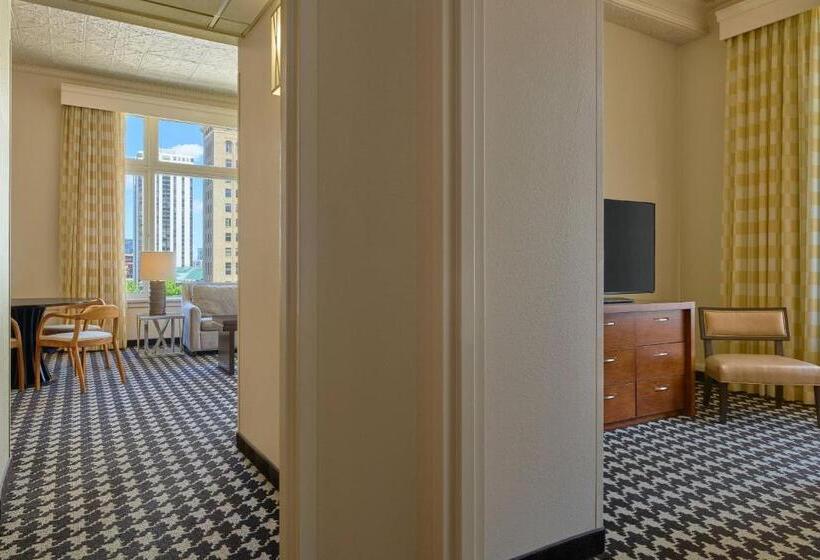 هتل Courtyard By Marriott Denver Downtown