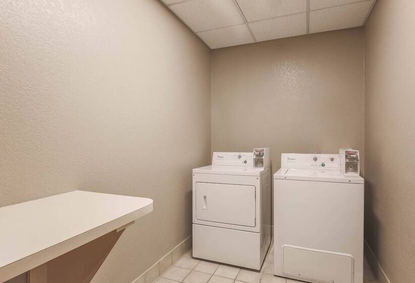 בית מלון כפרי Courtyard By Marriott Orlando Lake Mary North