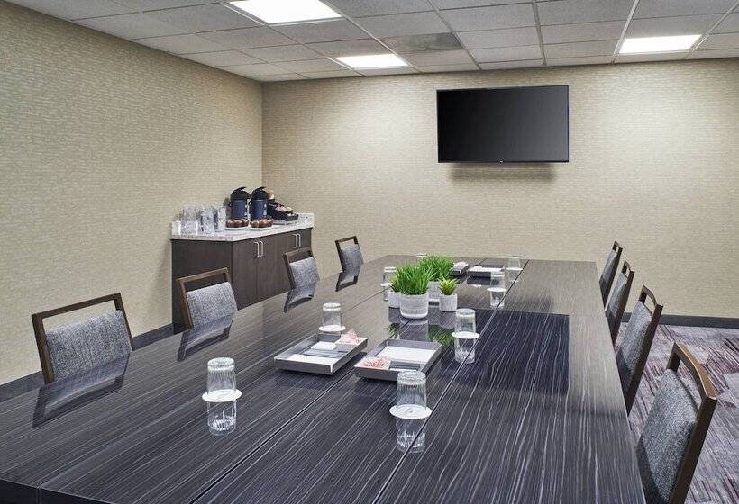 בית מלון כפרי Courtyard By Marriott Detroit Troy