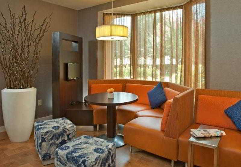 فندق Courtyard By Marriott Frederick