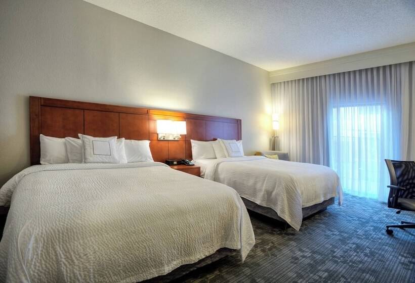 هتل Courtyard By Marriott Mcallen