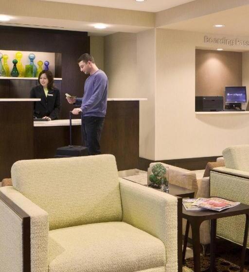 فندق Courtyard By Marriott Newburgh Stewart Airport