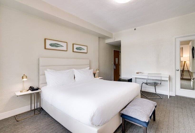 Crest Hotel Suites