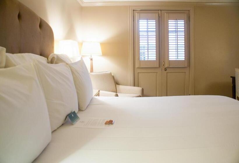 ホテル Dauphine Orleans