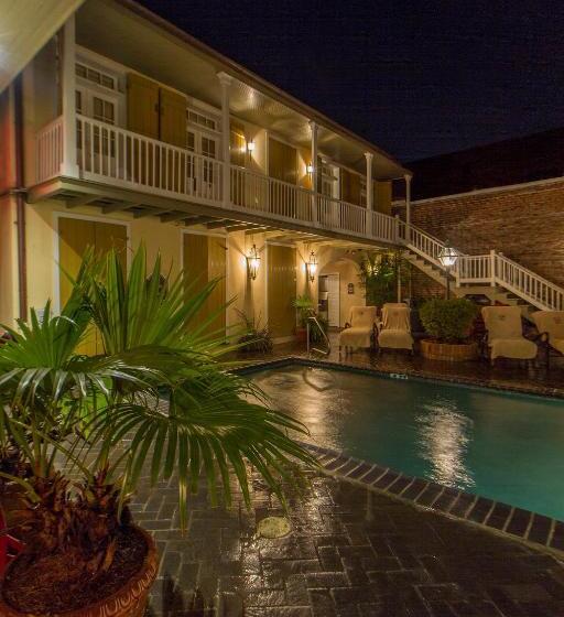 ホテル Dauphine Orleans