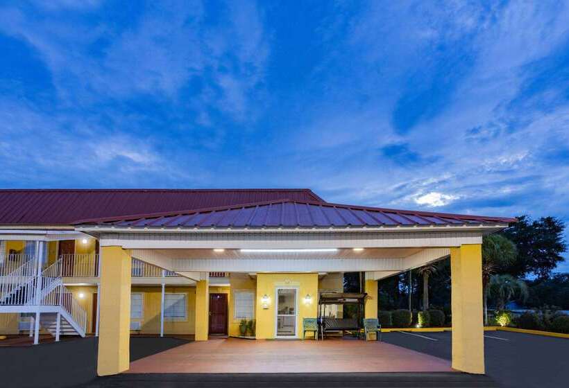 فندق Days Inn By Wyndham Barnwell