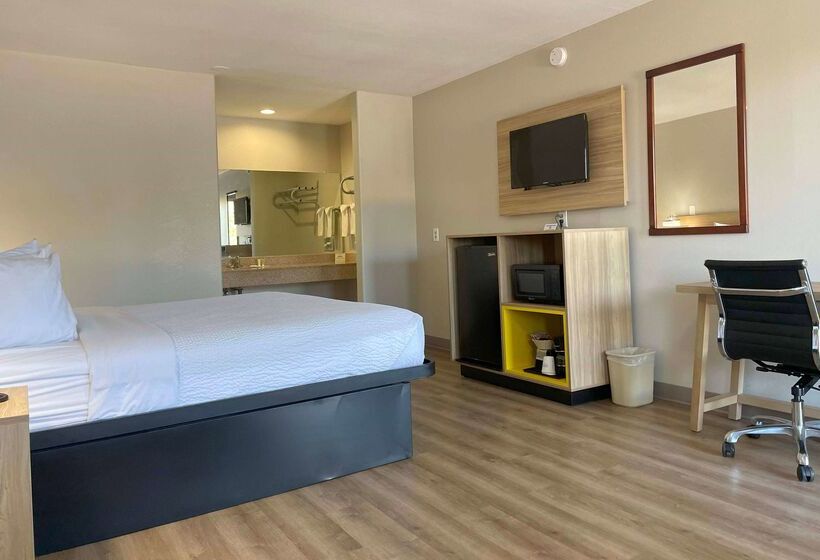 هتل Days Inn By Wyndham Temple