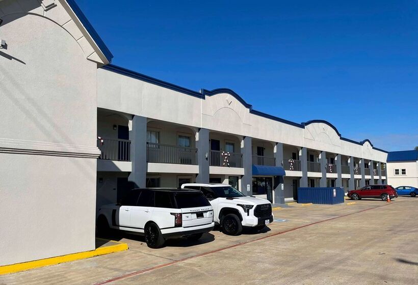هتل Days Inn By Wyndham Temple