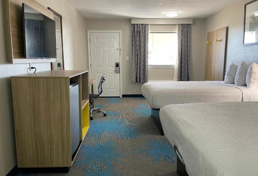 هتل Days Inn By Wyndham Temple