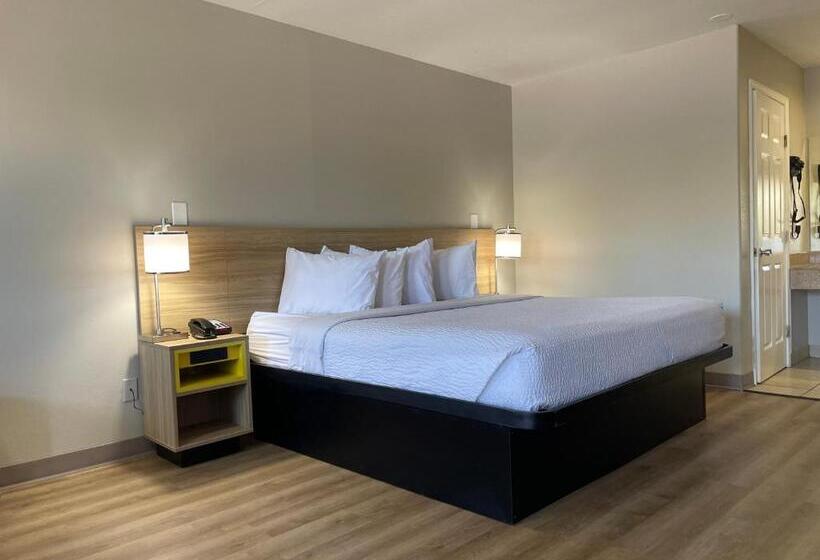 هتل Days Inn By Wyndham Temple